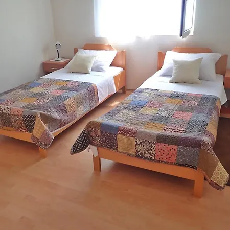 With Parking Space Starigrad, Paklenica - 25547 Appartement *