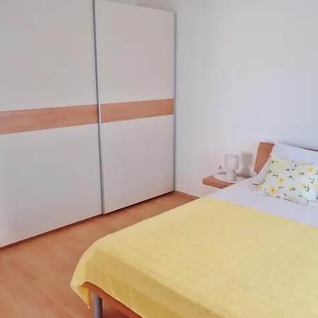 With Parking Space Starigrad, Paklenica - 25547 Apartman *